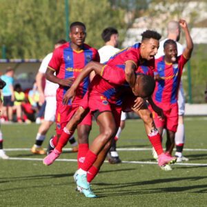 Chaves B abre a porta do sucesso