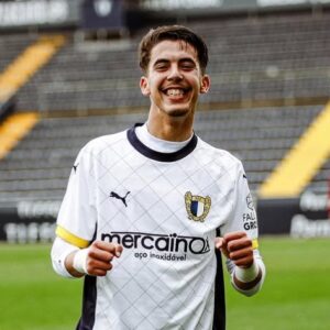 Famalicão Sub-23 luta pelo título à boleia do pé esquerdo de Zabiri