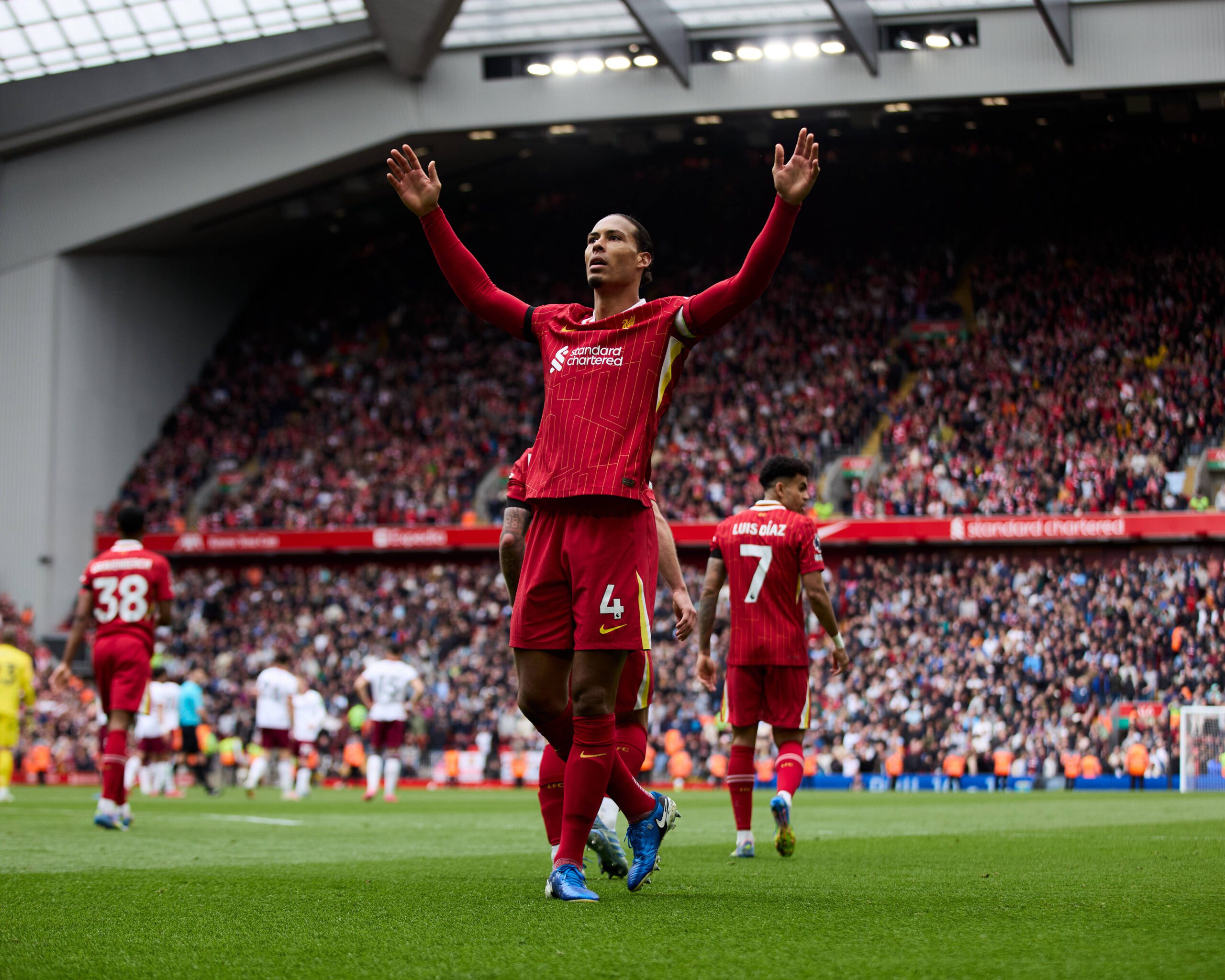 Van Dijk: o título já não lhe sai da cabeça