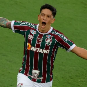 Cano ‘imita’ CR7 – é o ‘reforço’ do Flu para o Mundial de Clubes