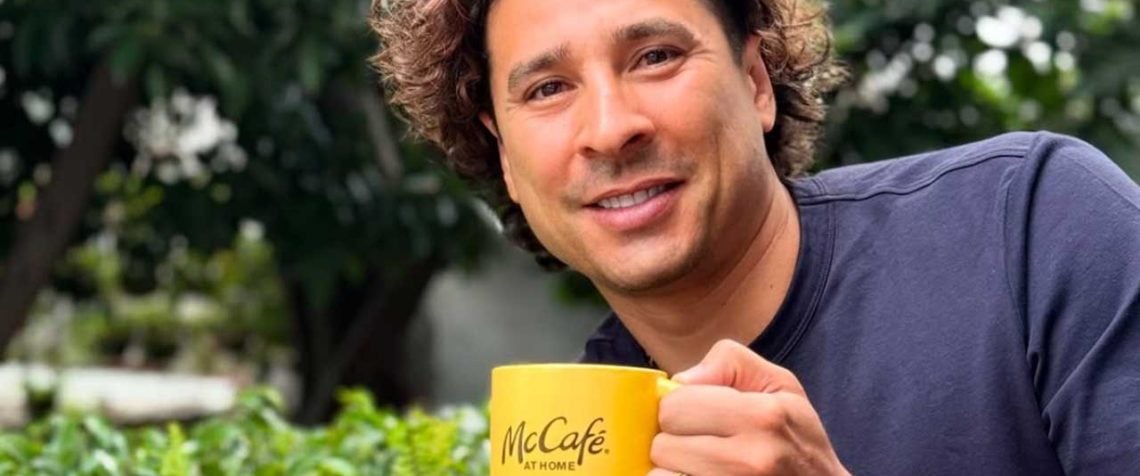 Ochoa foi beber café e não voltou para assinar contrato
