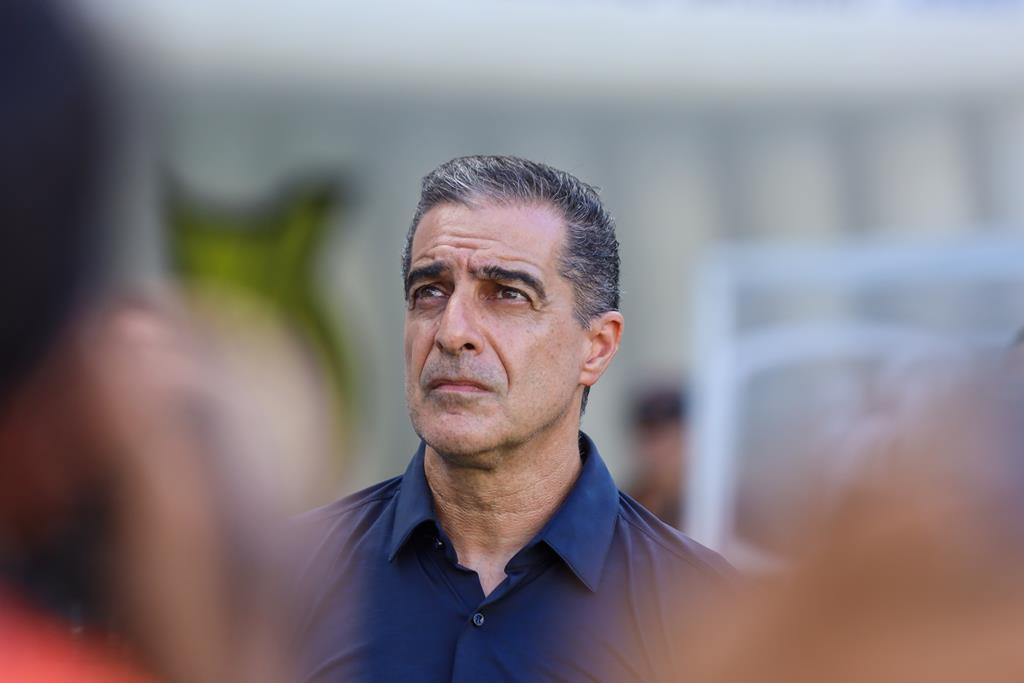 Renato Paiva - da glória no Equador ao declínio no Brasil