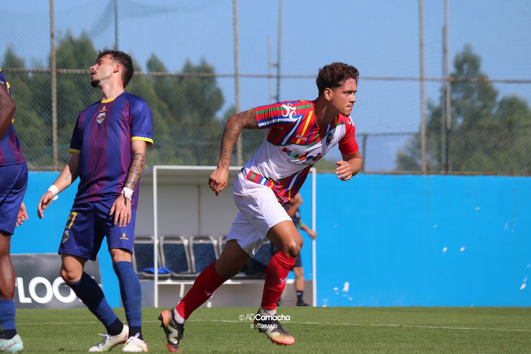 Fraga é o goleador da Camacha: "Sonho chegar a outros patamares"