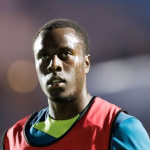 Nilton Varela rescinde com Estrela da Amadora e está livre no mercado