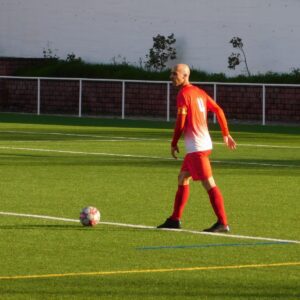 Christiani Anastácio – capitão e treinador do São Domingos FC em honra ao pai e ao avô