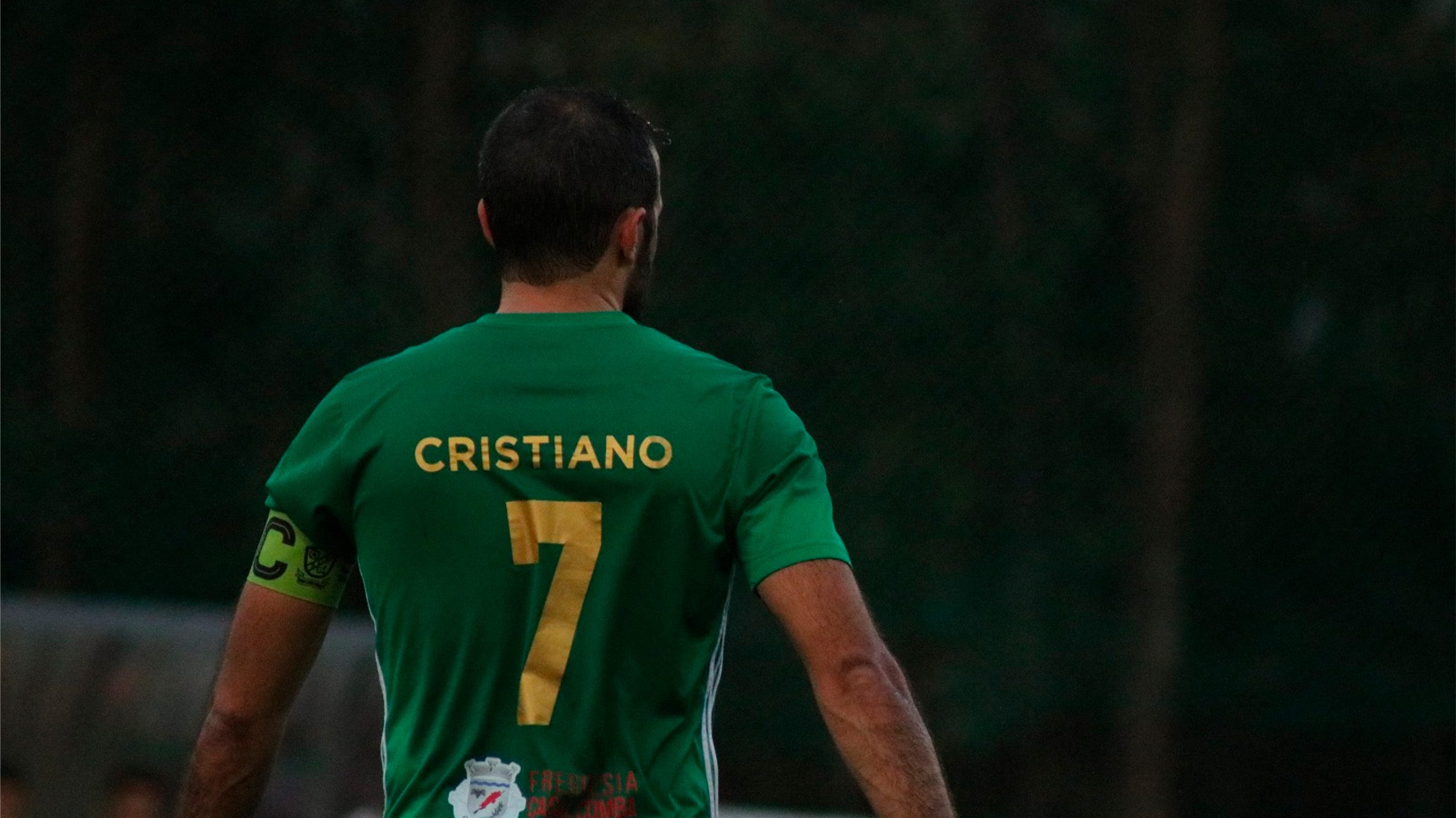 "Foi e é por ele que continuo": Cristiano Pires, o goleador do SC Carqueijo que joga com o coração